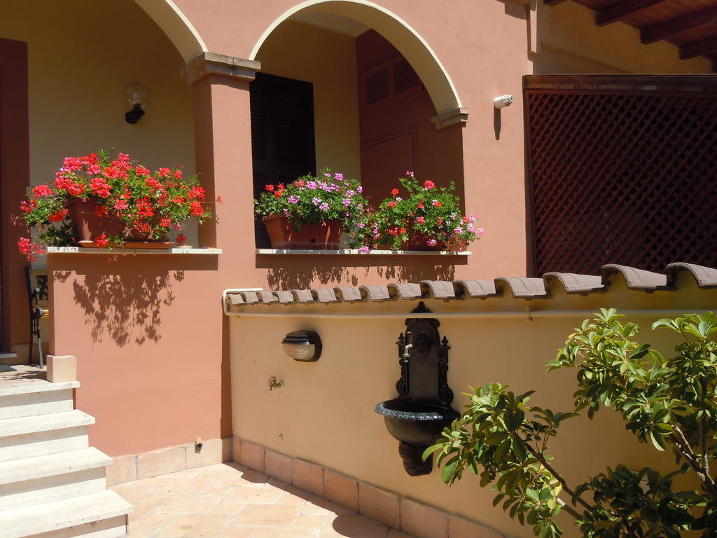 Nataly'S House Bed&Breakfast La Massimina-Casal Lumbroso エクステリア 写真