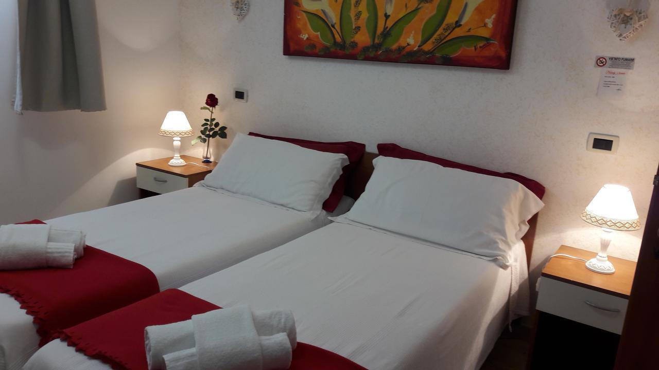 Nataly'S House Bed&Breakfast La Massimina-Casal Lumbroso エクステリア 写真