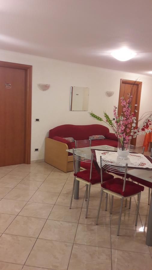 Nataly'S House Bed&Breakfast La Massimina-Casal Lumbroso エクステリア 写真